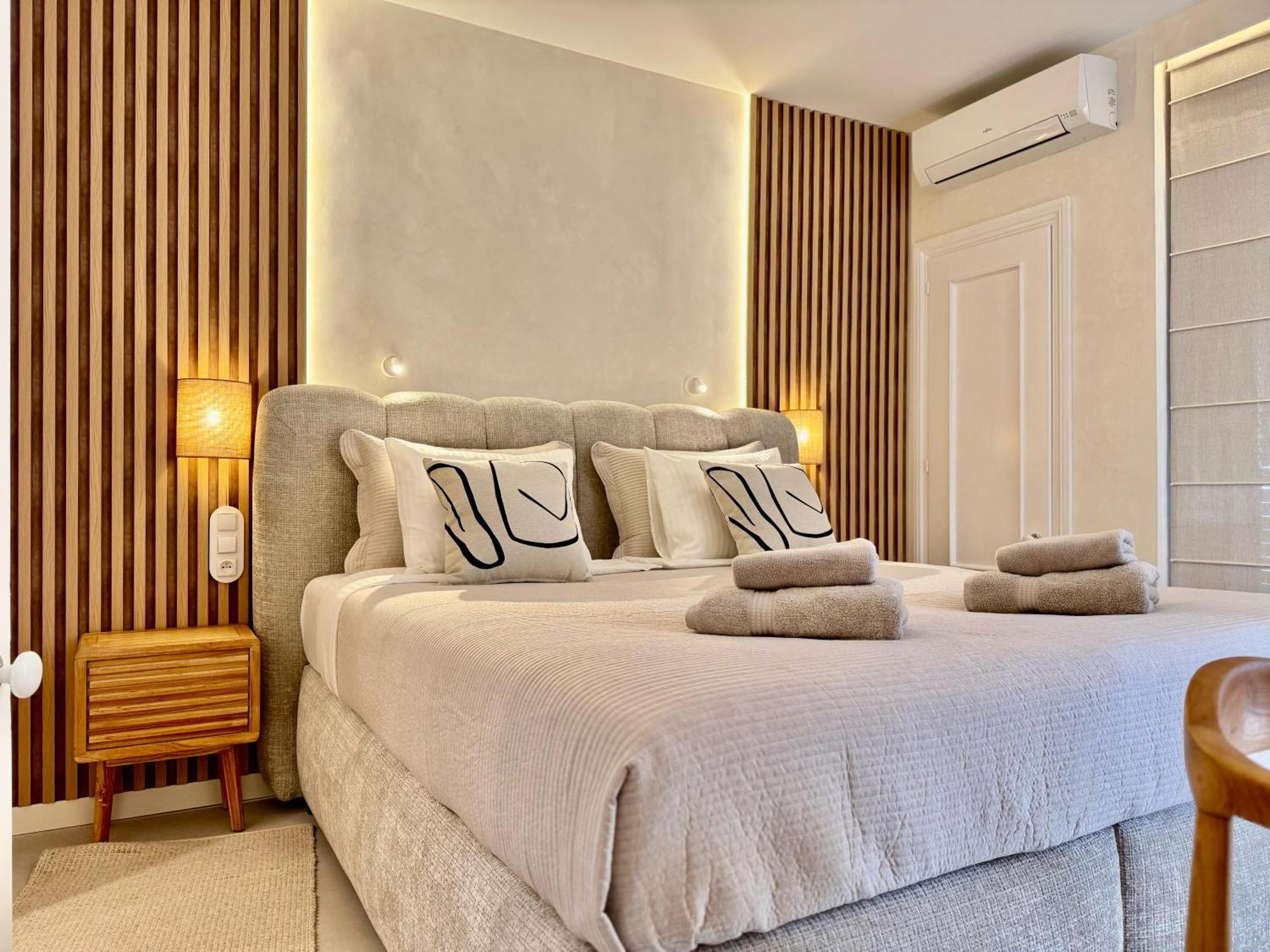 Oasis Riviera, Near Nikki * Marbella